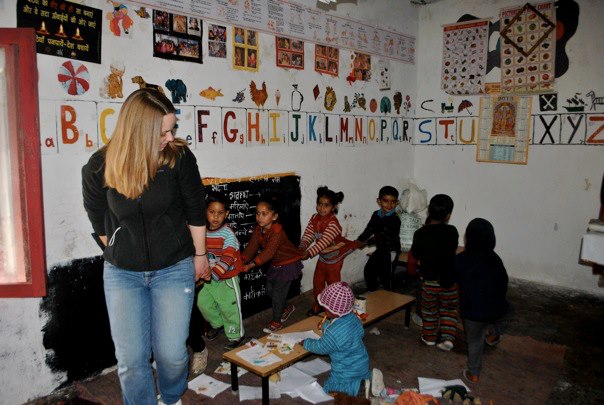 Childcare volunteer program in India
