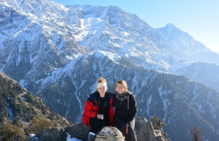 Volunteer & Trekking in India