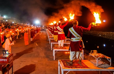 Varanasi Pilgrimage Volunteering with India