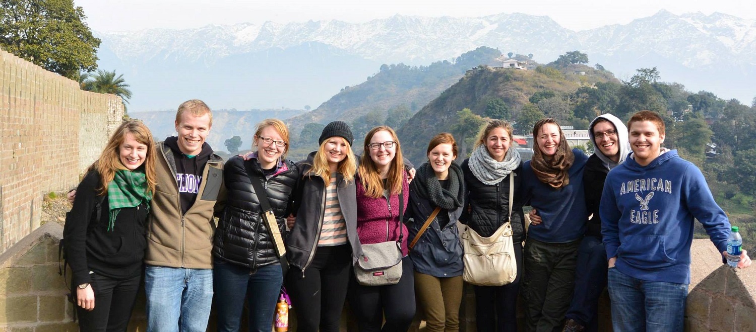 Teach English volunteer program in India
